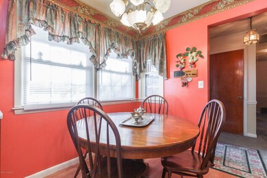 6103 Apex Dr, Louisville, KY 40219 - photo 5