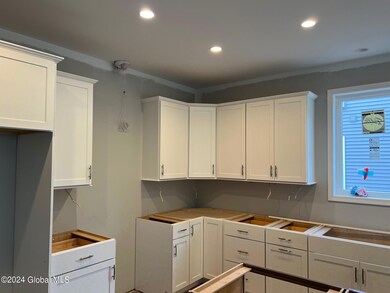 30 Daintree Dr, Saratoga Springs, NY 12866 - photo 4