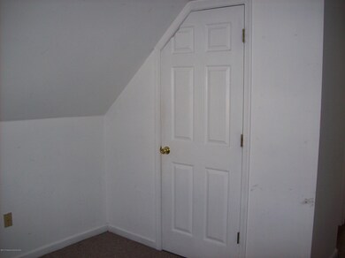 160 E Elm St, Dunmore, PA 18512 - photo 6