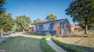 4401 G St SE, Washington, DC 20019 - photo 2