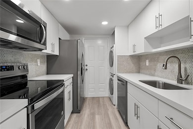 8305 Crespi Blvd unit 2D, Miami Beach, FL 33141 - photo 6