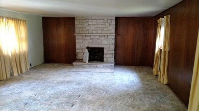 5115 Barr Rd-3