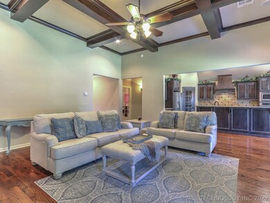 10912 S Sycamore St, Jenks, OK 74037 - photo 7