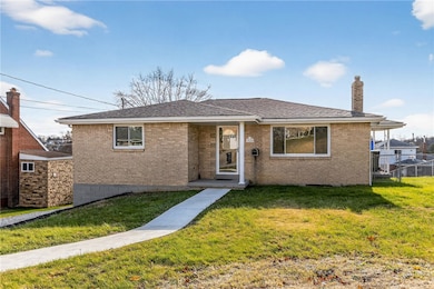 10640 Bellview Dr, Irwin, PA 15642 - photo 2