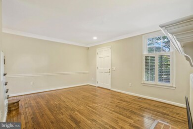 1200 W Abingdon Dr, Alexandria, VA 22314 - photo 5