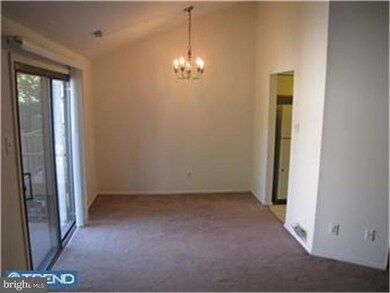 404B Cypress Point Cir unit 404B, Mount Laurel, NJ 08054 - photo 6