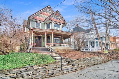 604 Thomas St, Stroudsburg, PA 18360 - photo 3