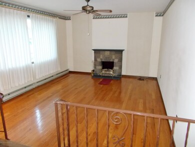 1773 Mcdonough Ave, Scranton, PA 18508 - photo 2