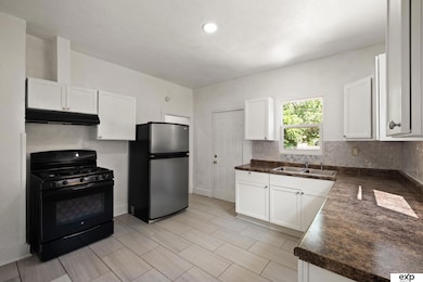 2738 Browne St, Omaha, NE 68111 - photo 3