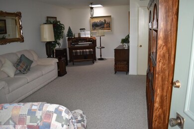 14026 N Thunderbird Blvd, Sun City, AZ 85351 - photo 3