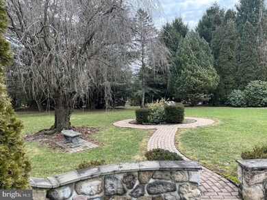 1006 Hillview Ln, Hershey, PA 17033 - photo 6