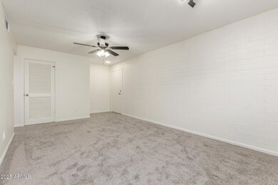 Living Room (3)