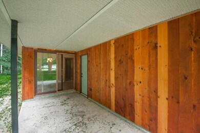 4779 M 140 patio