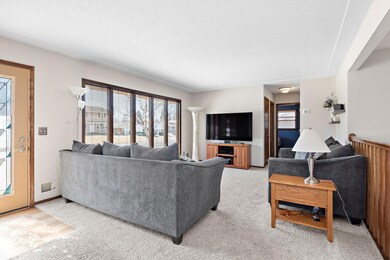 9924 93rd Place N, Maple Grove, MN 55369 - photo 4