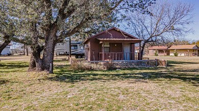 3312 Crook Ct, Granbury, TX 76049 - photo 7