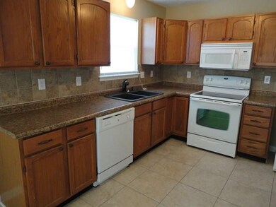 270 Woodfield Dr, Franklin, IN 46131 - photo 4