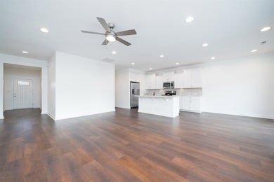 2665 Dellwood Valley Ln, Utica, KY 42376 - photo 4