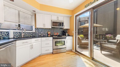 37 Delbarton Ct, Hackettstown, NJ 07840 - photo 7