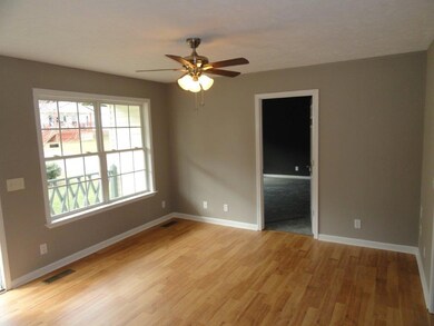 117 Tanner Cir, Shelbyville, TN 37160 - photo 3