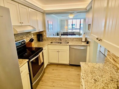 693 Seaview Ct Inside kitchen iphone