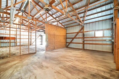 4502 W Mount Vernon Rd, Cedar Falls, IA 50613 - photo 4