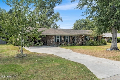 215 Lynwood Cir, Long Beach, MS 39560 - photo 2