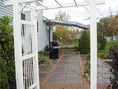 7346 Balla Dr, North Tonawanda, NY 14120 - photo 4