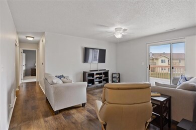 3918 Lexington Dr NE unit C, Cedar Rapids, IA 52402 - photo 3