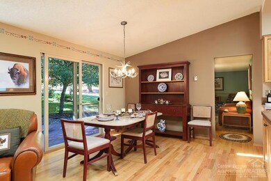 61343 Robin Hood Ln, Bend, OR 97702 - photo 5