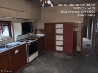 16993 Cornell St, East Liverpool, OH 43920 - photo 4