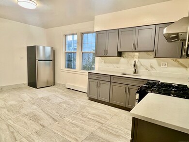 38 Wilson St unit 1st floor, Stamford, CT 06902 - photo 5