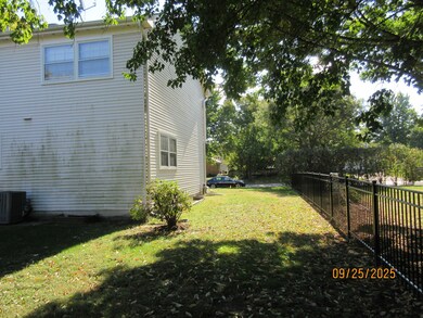 1055 E Gartner Rd, Naperville, IL 60540 - photo 7