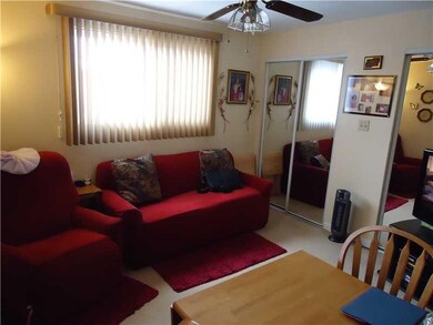 Den/Family/Great Room. Awesome Room off the living