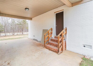 5107 Grandover Pkwy, Greensboro, NC 27407 - photo 3