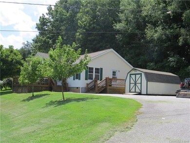 418 Cane River School Rd, Burnsville, NC 28714 - photo 2