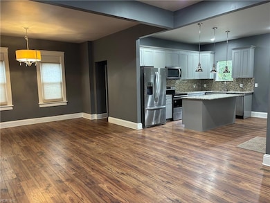 1421 Chesapeake Ave, Chesapeake, VA 23324 - photo 4