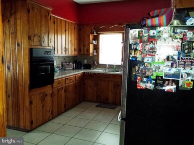 104 E Chestnut St, Delmar, MD 21875 - photo 3