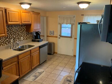 3800 Ardath Rd, Columbus, OH 43228 - photo 5