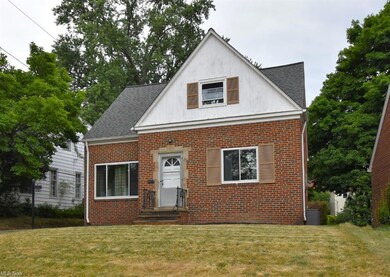 1930 Beverly Hills Dr, Euclid, OH 44117 - photo 2