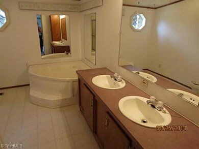 2651 Buffalo Ford Rd, Asheboro, NC 27205 - photo 7