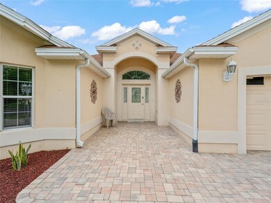 Nice entryway, room for outdoor furniture