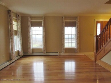 267 Post Hill Rd, Falls, PA 18615 - photo 7