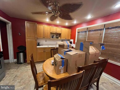 234 Fernwood Ave, Folsom, PA 19033 - photo 7