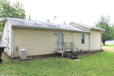 2920 S Claremont Ave, Independence, MO 64052 - photo 3