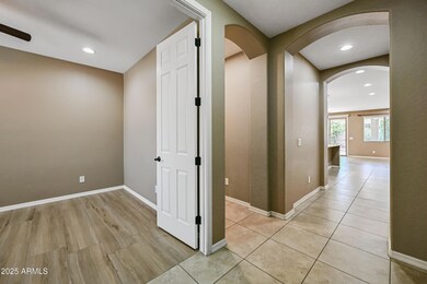 133 E Prescott Dr, Chandler, AZ 85249 - photo 3