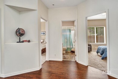 713 N Echohawk Way, Eagle, ID 83616 - photo 3