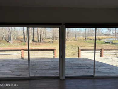 LW 331 Lake View Main