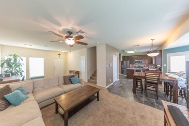 5210 Rio Dr, Baytown, TX 77521 - photo 6