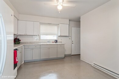 824 N Randall Rd unit 826, Aurora, IL 60506 - photo 6