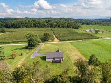 1135 Old Greenville Rd, Staunton, VA 24401 - photo 5